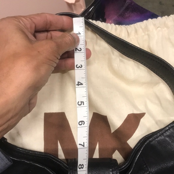 Michael Michael Kors Black Flap Over Shoulder Bag - Picture 9 of 16